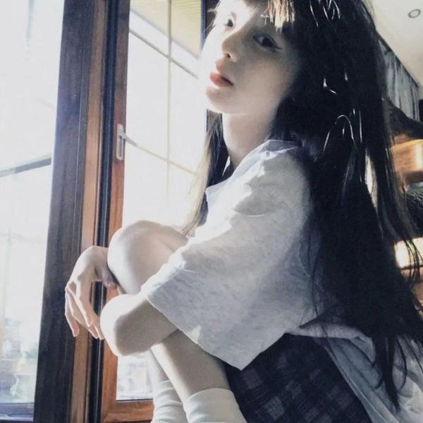 海底娇娃蓝华：处女任务